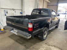 Load image into Gallery viewer, FRONT SEAT BELT Toyota T100 1995 95 - 1098700
