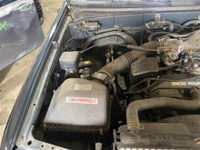 Load image into Gallery viewer, STEERING COLUMN Toyota T100 1994 94 95 96 97 98 Auto - 1098707
