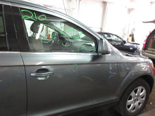 Load image into Gallery viewer, FUEL PUMP Audi Q7 2007 07 2008 08 2009 09 2010 10 - 1088068

