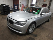 Load image into Gallery viewer, STEERING COLUMN 528i 535i 535i Gt 550i 550i Gt 640I 650i 740i 10-17 - 1088724

