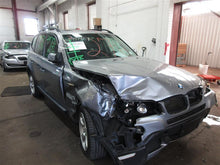 Load image into Gallery viewer, Rear Headrest BMW X3 2008 08 - 1090437
