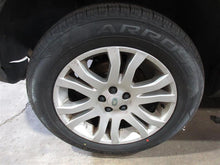 Load image into Gallery viewer, Center Pillar Cut Land Rover LR2 2008 08 2009 09 2010 10 2011 11 Left - 1091071
