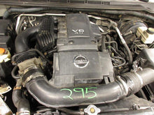 Load image into Gallery viewer, HEADLIGHT LAMP ASSEMBLY Nissan Xterra 2005-2015 Right - 1096056
