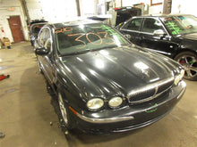 Load image into Gallery viewer, FENDER Jaguar X Type 2002 02 2003 03 04 05 06 07 Left - 1097159
