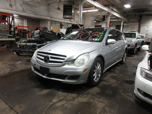 Load image into Gallery viewer, REAR BUMPER R350 R500 R320 R500 2006 06 2007 07 08 09 10 - 1093695
