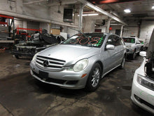 Load image into Gallery viewer, REAR BUMPER R350 R500 R320 R500 2006 06 2007 07 08 09 10 - 1093695
