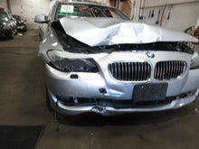 Load image into Gallery viewer, Rear Headrest BMW 535i 2013 13 - 1091865
