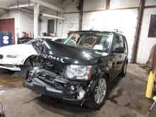 Load image into Gallery viewer, FRONT DOOR Land Rover LR3 LR4 2005 05 2006 06 2007 07 2008 08 2009 09 - 12 Right - 1093029
