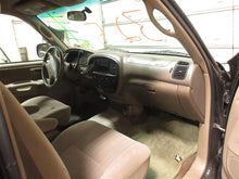 Load image into Gallery viewer, FRONT INTERIOR DOOR TRIM PANEL Toyota Tundra 2000 00 - 1097454

