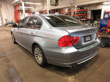 Load image into Gallery viewer, Center Pillar Cut BMW 335i 330i 328i 325i 2006 06 2007 07 2008 08 09 10 11 Right - 1095269
