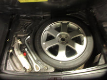 Load image into Gallery viewer, CARRIER ASSEMBLY Audi A6 A8 S6 S8 2000 00 01 02 03 04 - 1097517
