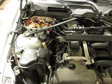 Load image into Gallery viewer, 2006 BMW 325i Floor Shifter - 1095721
