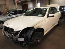 Load image into Gallery viewer, WINDSHIELD WASHER FLUID RESERVOIR BOTTLE E250 Van C230 C250 C300 08-16 - 1095774

