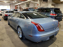 Load image into Gallery viewer, AIR INJECTION PUMP SMOG Jaguar S Type XF Xj XJ8 2000 00 01 02 03 04 05 06 - 12 - 1096593
