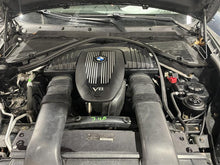 Load image into Gallery viewer, FRONT INTERIOR DOOR TRIM PANEL BMW X5 2009 09 - 1096728
