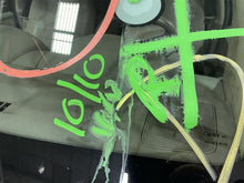 Load image into Gallery viewer, FRONT DOOR VENT GLASS Pathfinder 05 06 07 08 09 10 11 12 Left - 1096826
