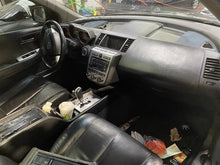 Load image into Gallery viewer, RADIATOR FAN ASSEMBLY Nissan Murani 2003 03 2004 04 2005 05 2006 06 2007 07 - 1112732
