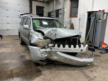 Load image into Gallery viewer, REAR SPOILER Toyota Highlander 01 02 03 04 05 06 07 - 1099828
