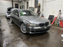 Load image into Gallery viewer, INDEPENDENT REAR SUSPENSION 750i 750il 750LI Alpina B7 07-08 Left - 1101045
