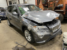 Load image into Gallery viewer, CENTER PILLAR CUT BMW X3 11 12 13 14 15 16 Right - 1101294
