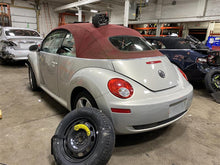 Load image into Gallery viewer, QUARTER WINDOW REGULATOR Beetle 04 05 06 - 10 Left - 1101587
