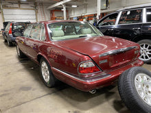 Load image into Gallery viewer, REAR SEAT Jaguar XJ8 2001 01 - 1103396
