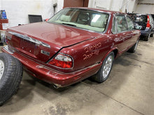 Load image into Gallery viewer, QUARTER GLASS Jaguar XJ12 XJ6 XJ8 1996 96 1997 97 98 99 00 01 02 03 Left - 1103365
