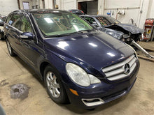 Load image into Gallery viewer, REAR SEAT Mercedes-Benz R320 R350 2007 07 - 1102562
