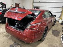 Load image into Gallery viewer, CENTER PILLAR CUT Nissan Altima 13 14 15 16 17 Left - 1103196
