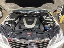 Load image into Gallery viewer, SUNROOF ASSEMBLY C230 C250 C300 C350 C63 E350 E550 E63 08-14 - 1104088
