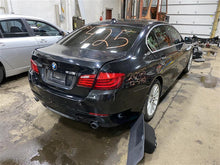 Load image into Gallery viewer, STEERING COLUMN 528i 535i 535i Gt 550i 550i Gt 640I 650i 740i 10-16 - 1103985
