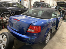 Load image into Gallery viewer, CONVERTIBLE TOP MOTOR Audi A4 S4 RS4 2003 03 2004 04 2005 05 06 07 08 09 - 1105524
