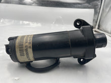 Load image into Gallery viewer, Suspension Air Compressor Pump  RANGE ROVER 1997 - NW8398

