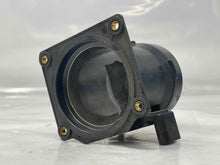 Load image into Gallery viewer, Mass Air Flow Sensor Meter MAF A4 A6 Passat 98 99 00 01 02 - NW4696
