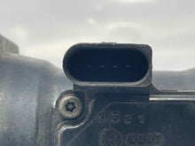 Load image into Gallery viewer, Mass Air Flow Sensor Meter MAF A4 A6 Passat 98 99 00 01 02 - NW4696
