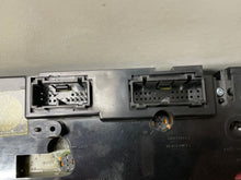 Load image into Gallery viewer, Temp Climate AC Heater Control Volvo S60 V70 2001 01 02 03 04 05 06 07 08 09 - NW101662
