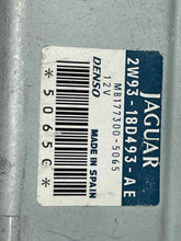 Load image into Gallery viewer, Temperature computer Jaguar XJ XJ8 2004 04 2005 05 2006 06 07 08 09 - NW33070
