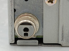 Load image into Gallery viewer, RADIO Saab 9-5 99 00 01 02 03 04 05 - NW139607
