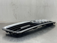 Load image into Gallery viewer, GRILLE Audi A4 S4 96 97 98 99 00 01 02 - NW98000
