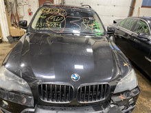 Load image into Gallery viewer, GAS FUEL FILLER LID DOOR BMW X5 2009 09 - 1110186
