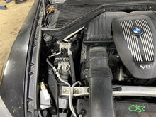 Load image into Gallery viewer, GAS FUEL FILLER LID DOOR BMW X5 2009 09 - 1110186
