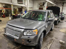 Load image into Gallery viewer, QUARTER PANEL CUT ASSEMBLY Land Rover LR2 2008 08 2009 09 2010 10 2011 11 Right - 1110297
