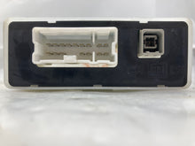Load image into Gallery viewer, Computer  INFINITI Q45 2002 - NW31645
