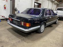 Load image into Gallery viewer, WIPER TRANSMISSION Mercedes 300D 300E 500SEC 81 - 91 - 1127204
