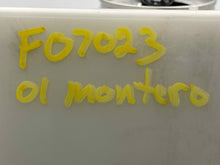 Load image into Gallery viewer, FRONT TEMPERATURE CONTROLS Montero 01 02 03 04 05 06 - NW101139
