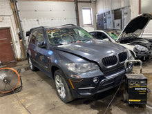 Load image into Gallery viewer, CENTER PILLAR CUT BMW X5 X5M 07 08 09 10 11 12 13 Right - 1110865

