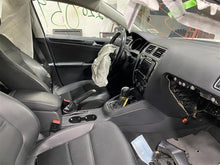 Load image into Gallery viewer, Frame Rail Volkswagen Jetta 2017 17 - 1111320
