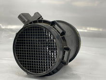 Load image into Gallery viewer, Mass Air Flow Sensor Meter MAF 540i 740i 740il X5 Z8 99-03 - NW4867

