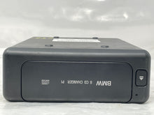 Load image into Gallery viewer, CD CHANGER BMW 740i 750i 1999 99 00 01 - NW136605
