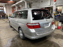 Load image into Gallery viewer, INDEPENDENT REAR SUSPENSION Honda Odyssey 2005 05 2006 06 2007 07 08 09 10 Right - 1113217
